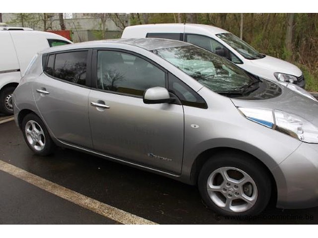 Voertuig meerdere doeleinde nissan leaf, elektrisch, 1ste inschrijving 29/11/2016, chassisnummer sjnfaaze0u6054126, 63.144 - afbeelding 8 van  13