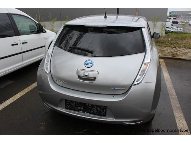 Voertuig meerdere doeleinde nissan leaf, elektrisch, 1ste inschrijving 29/11/2016, chassisnummer sjnfaaze0u6054126, 63.144 - afbeelding 10 van  13