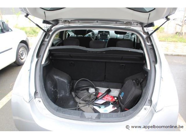 Voertuig meerdere doeleinde nissan leaf, elektrisch, 1ste inschrijving 29/11/2016, chassisnummer sjnfaaze0u6054126, 63.144 - afbeelding 12 van  13
