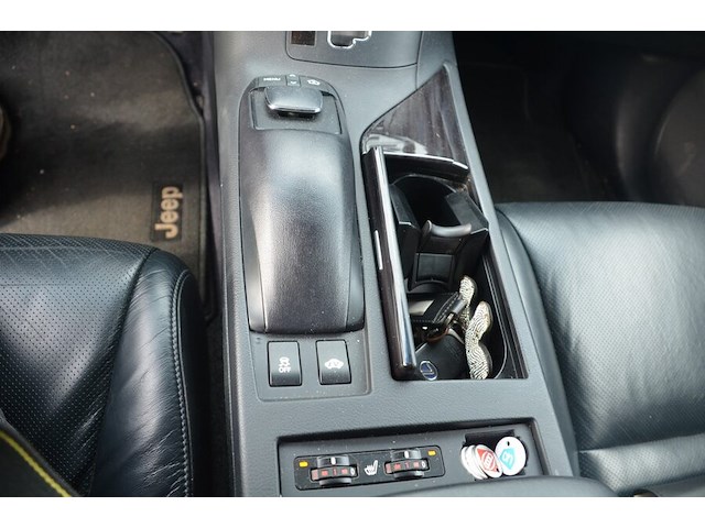 Voertuig meerdere doeleinden lexus, type: hal1, variant: gyl15, versie: gyl15l-awxgkw, chassisnummer: jtjbc11a502448104, bouwjaar: 07/05/2013, met kentekenbewijs, gelijkvormigheidsattest, verlopen schouwingsbewijs en 2 sleutels. - afbeelding 17 van  43