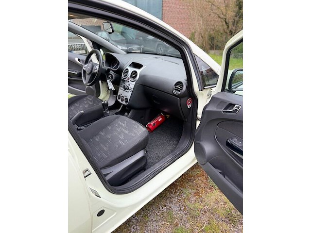 Voertuig meerdere doeleinden opel corsa (2011 / w0l 0sd l68 b4 273 117) - afbeelding 5 van  27