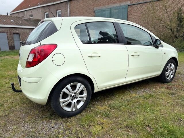 Voertuig meerdere doeleinden opel corsa (2011 / w0l 0sd l68 b4 273 117) - afbeelding 22 van  27