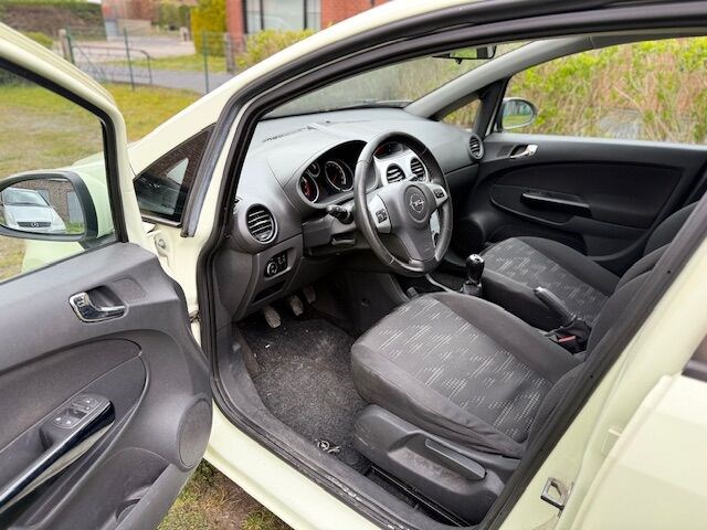 Voertuig meerdere doeleinden opel corsa (2011 / w0l 0sd l68 b4 273 117) - afbeelding 25 van  27