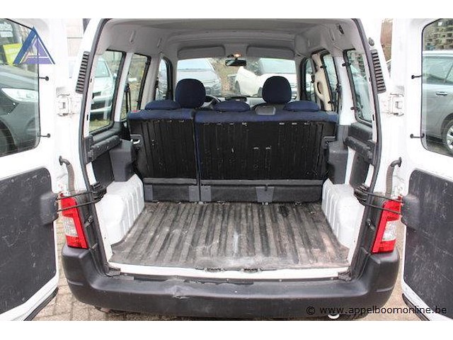 Voertuig meerdere doeleinden peugeot, partner, 1e insch 27/03/07, vf3gjkfwc95262415, 1360cm³, 55kw, benzine, euro 4, 98819km, kentekenbewijs, gelijkvormigheidsattest, keuring geldig tot 27/03/2026 - afbeelding 8 van  17