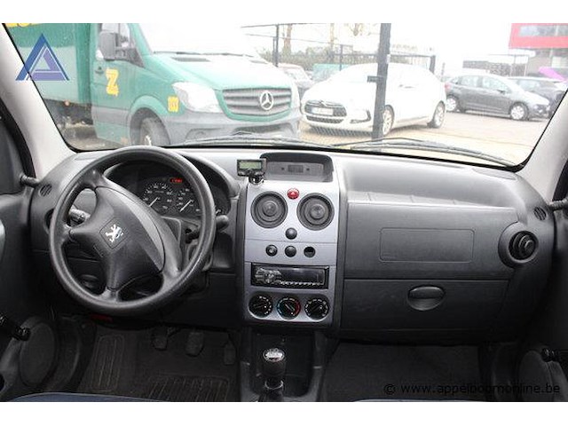 Voertuig meerdere doeleinden, peugeot, partner, vf3gjkfwc95262417, 1e insch 28/03/07, 1360cm³, 55kw, benzine, euro 4, 78383km, kentekenbewijs, gelijkvormigheidsattest, keuring geldig tot 28/03/26 - afbeelding 4 van  13