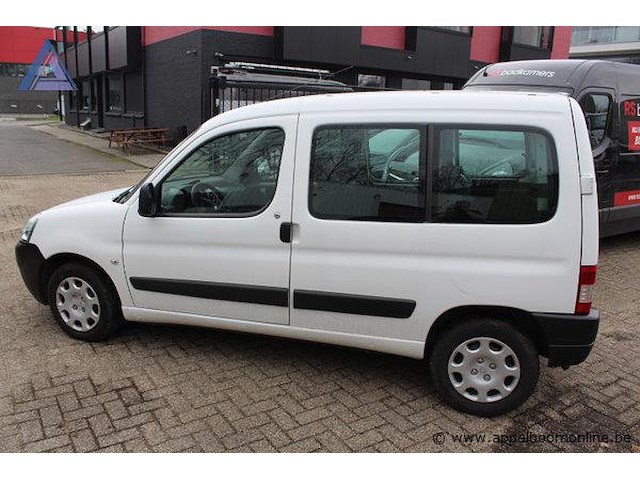 Voertuig meerdere doeleinden, peugeot, partner, vf3gjkfwc95262417, 1e insch 28/03/07, 1360cm³, 55kw, benzine, euro 4, 78383km, kentekenbewijs, gelijkvormigheidsattest, keuring geldig tot 28/03/26 - afbeelding 11 van  13