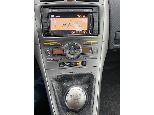 Voertuig meerdere doeleinden toyota auris (2010 / sb1 kn5 6e0 0e 001 893) - afbeelding 31 van  33