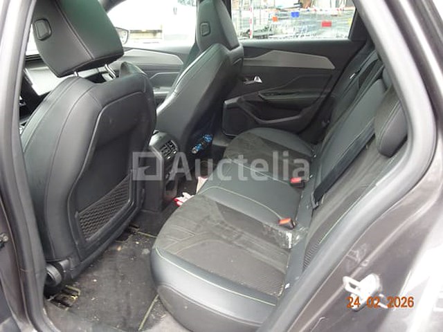 Voertuig - afbeelding 14 van  19