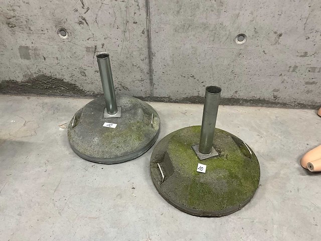 Voet voor parasol (2x) - afbeelding 1 van  3