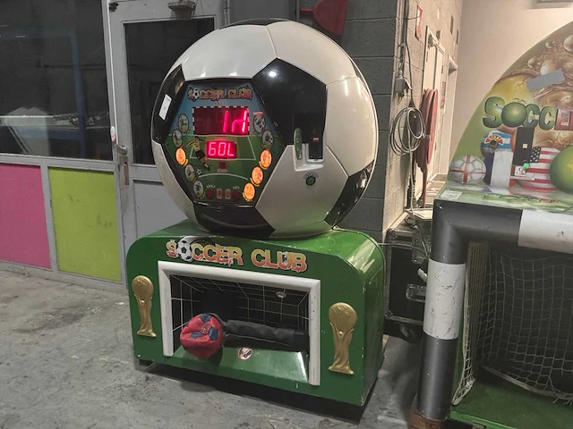 Voetbal arcade automaat - afbeelding 1 van  4