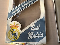 Voetbalbroekje en sokken real madrid - afbeelding 2 van  4