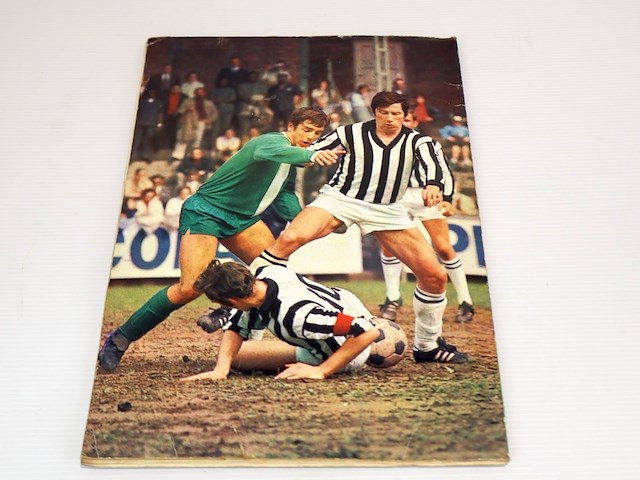 Voetbalsterren in aktie 71/72 - afbeelding 5 van  5