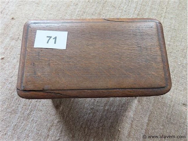Voetbankje - afbeelding 2 van  3