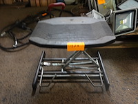 Voetbankje - afbeelding 2 van  2