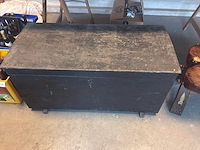 Voetenbank + kist - afbeelding 1 van  7