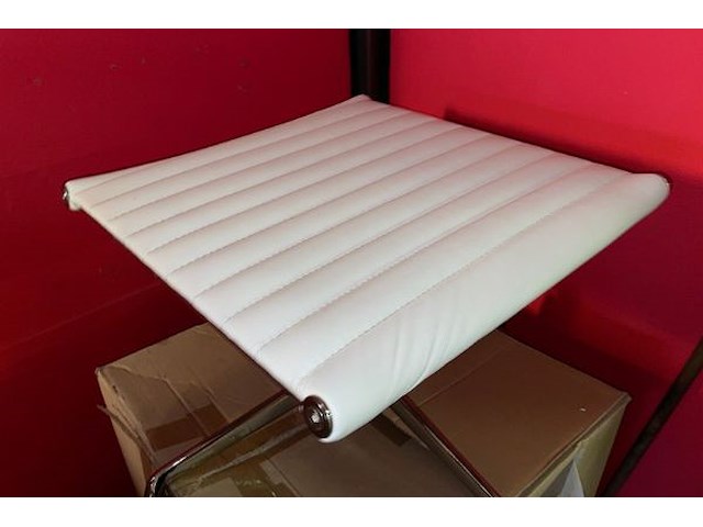 Voetenbankje - afbeelding 3 van  5