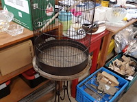 Vogelkooi op staander - afbeelding 1 van  3