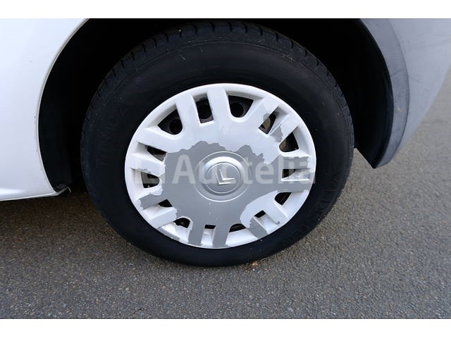 Voiture citroën c2 (2004-78,752 km)(vin: vf7jmhfxb97234001) - afbeelding 38 van  46