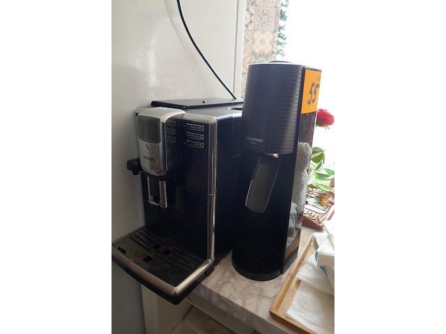 Volautomatische koffiemachine + sodamachine - afbeelding 1 van  5