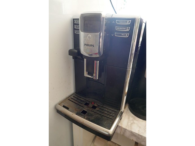 Volautomatische koffiemachine + sodamachine - afbeelding 2 van  5