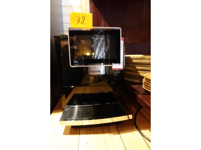 Volautomatische koffiemachine yunio + koppenwarmer animo - afbeelding 3 van  5