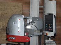 Volautomatische verticale paneelzaagmachine striebig control aku 09 6216, sr nr 43012, bj 2012 - afbeelding 2 van  5