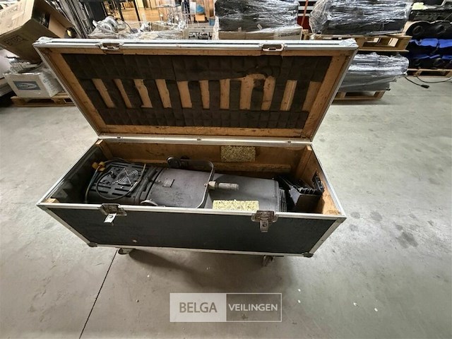 Volgspot strand 2 kw in case - afbeelding 1 van  4