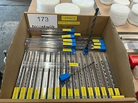 Volhardmetalen boor met inwendige koelingsgaten (26x)