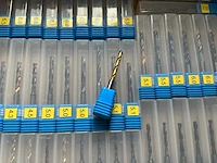 Volhardmetalen boren met inwendige koelingsgaten (77x) - afbeelding 6 van  7