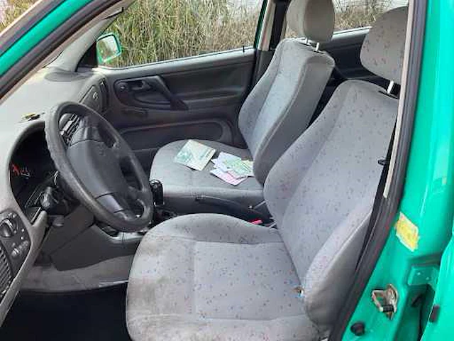 Volkswagen - 1996 - polo - polo - personenauto - afbeelding 2 van  21