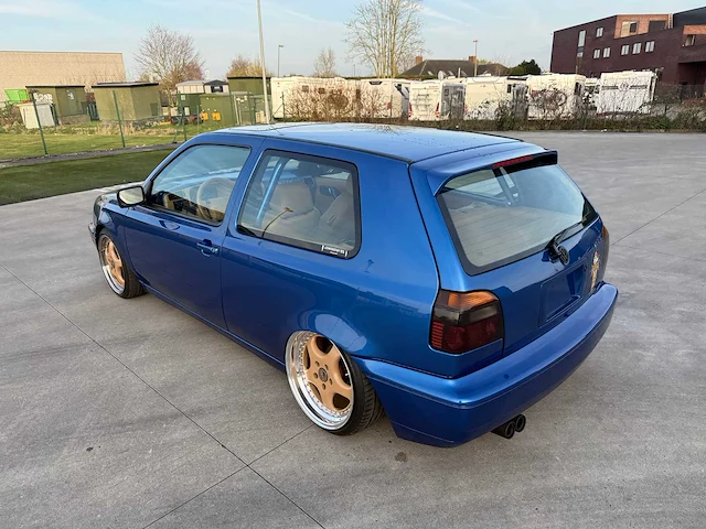 Volkswagen - 1996 - vr6 golf - golf 3 - personenauto - afbeelding 24 van  49