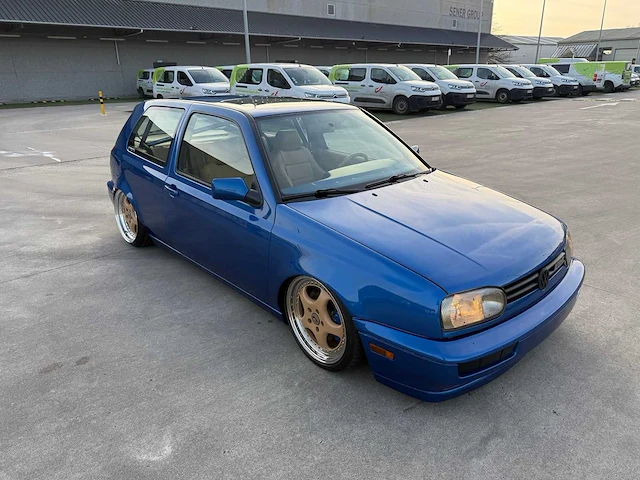 Volkswagen - 1996 - vr6 golf - golf 3 - personenauto - afbeelding 31 van  49