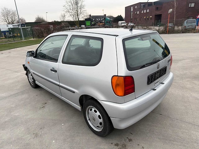 Volkswagen - 1999 - polo - personenauto - afbeelding 6 van  22