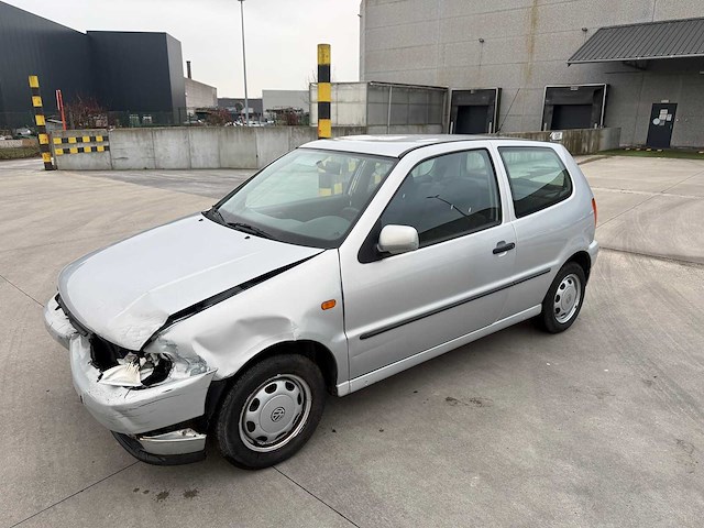 Volkswagen - 1999 - polo - personenauto - afbeelding 1 van  22