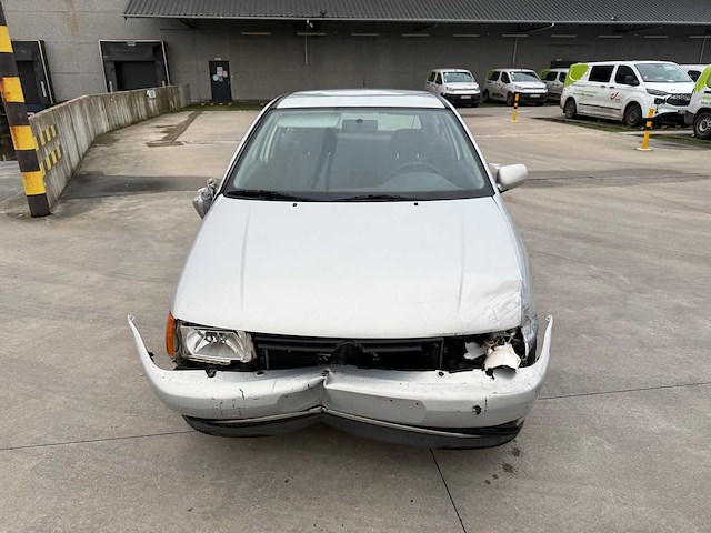 Volkswagen - 1999 - polo - personenauto - afbeelding 19 van  22