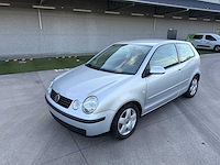 Volkswagen - 2004 - polo - personenauto - afbeelding 19 van  25