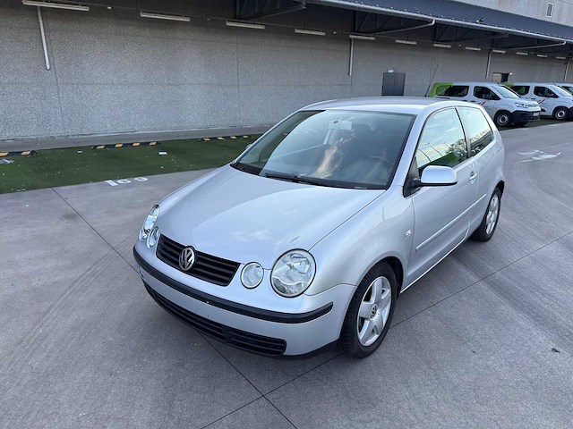 Volkswagen - 2004 - polo - personenauto - afbeelding 20 van  25