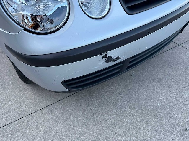 Volkswagen - 2004 - polo - personenauto - afbeelding 25 van  25