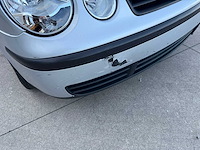 Volkswagen - 2004 - polo - personenauto - afbeelding 25 van  25