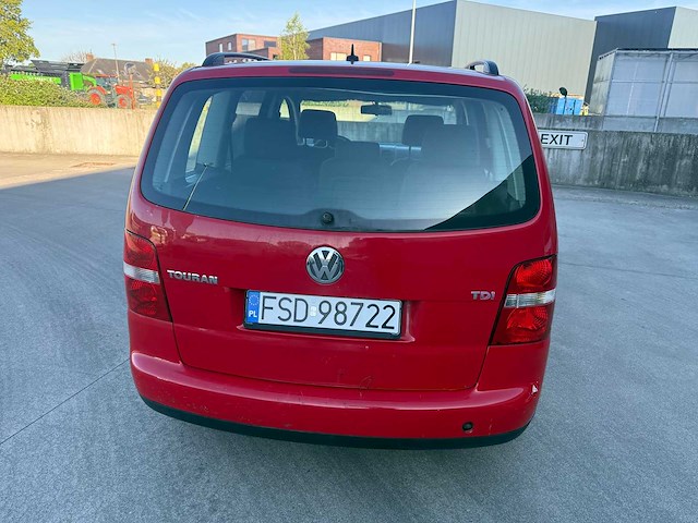Volkswagen - 2004 - touran - personenauto - afbeelding 4 van  22