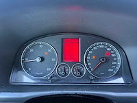 Volkswagen - 2004 - touran - personenauto - afbeelding 14 van  22