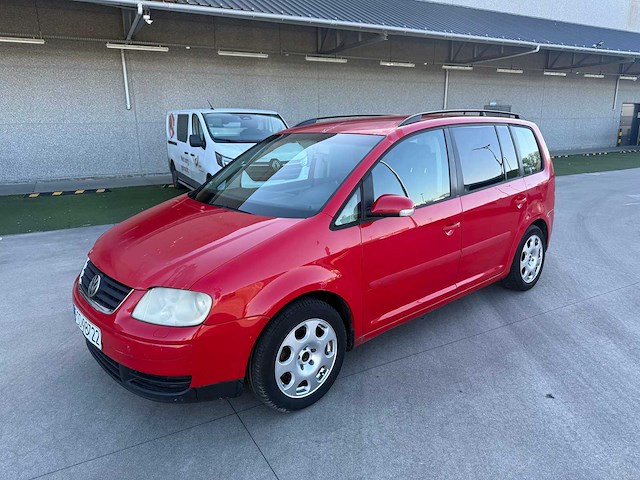 Volkswagen - 2004 - touran - personenauto - afbeelding 11 van  22