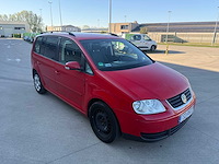 Volkswagen - 2004 - touran - personenauto - afbeelding 21 van  22