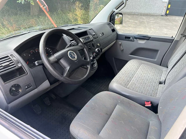 Volkswagen - 2004 - transporter - bestelwagen - afbeelding 10 van  27