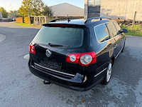 Volkswagen - 2005 - passat - personenauto - afbeelding 4 van  28