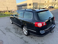 Volkswagen - 2005 - passat - personenauto - afbeelding 9 van  28