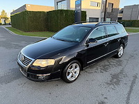 Volkswagen - 2005 - passat - personenauto - afbeelding 12 van  28