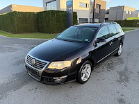 Volkswagen - 2005 - passat - personenauto - afbeelding 22 van  28