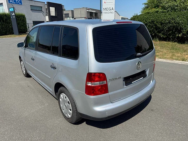 Volkswagen - 2005 - touran - 7 plaats - personenauto - afbeelding 13 van  24