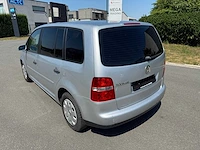 Volkswagen - 2005 - touran - 7 plaats - personenauto - afbeelding 13 van  24